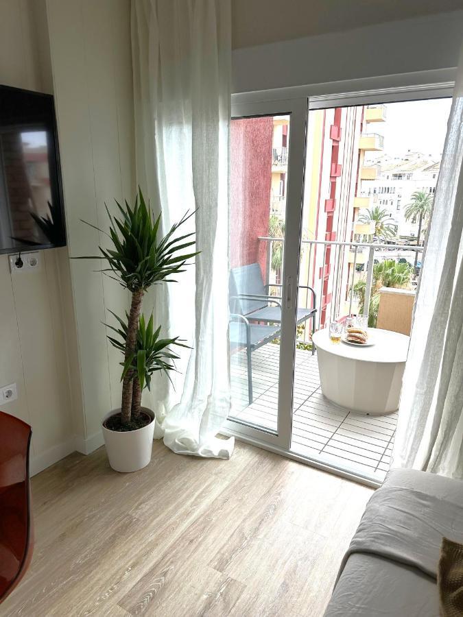 Minerva Estudio Suite White Jasmine, Beach And Pool Benalmádena Zewnętrze zdjęcie