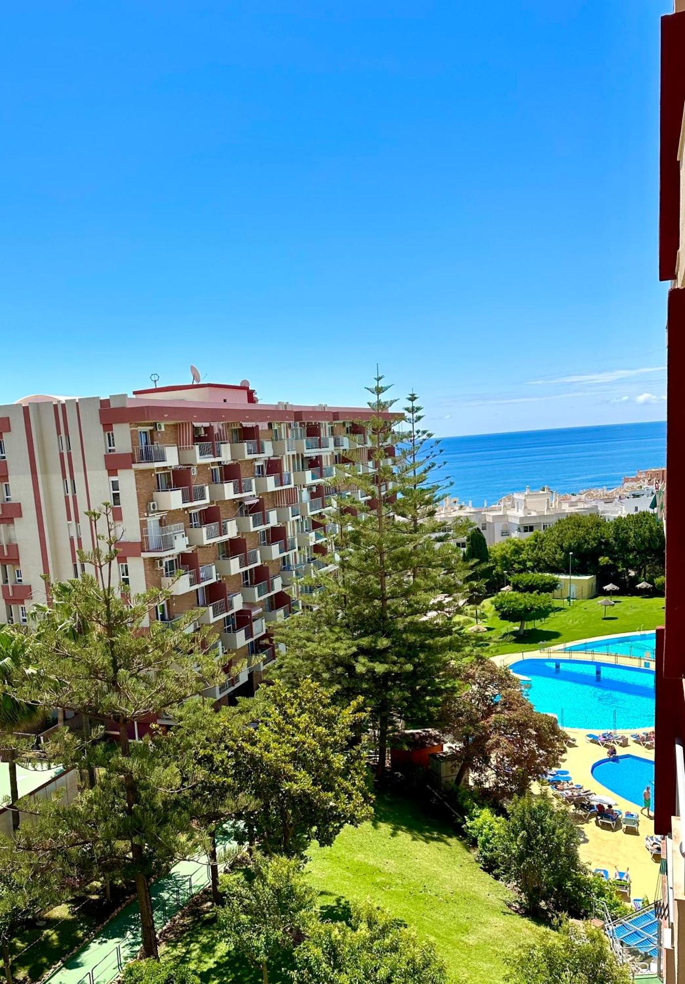 Minerva Estudio Suite White Jasmine, Beach And Pool Benalmádena Zewnętrze zdjęcie